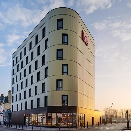 Ibis Bethune Centre Gare Bagian luar foto