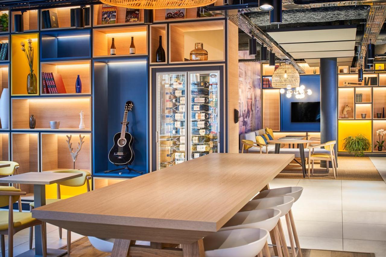 Ibis Bethune Centre Gare Bagian luar foto
